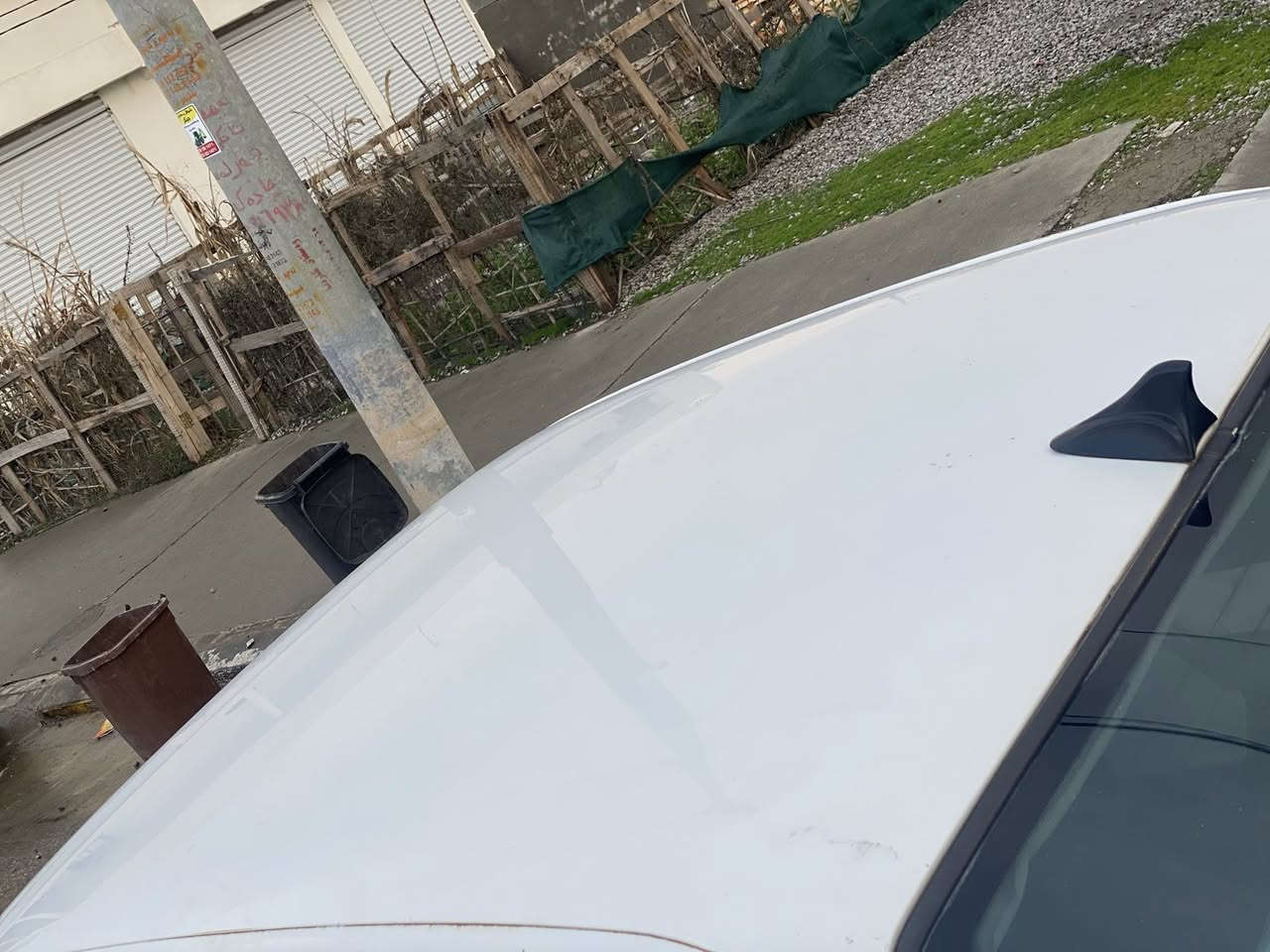 BMW 520فەل گێڕو مەکینەو ئەکسلو تەقەو ڕەقەو موسوو براوە مالی مەدەنی بەشەرت سەیارەکە هەتا بڵێی توندوو تۆلە تەنکا کەمێک دوکەلی هەیە ماباقی بەشەرت  250مەسروفی نیە. دەحامی دواوەشی دەگەڵە  دەژبولو بەرەدەرگەی جوانە سەیارەکە توندوو تۆڵە. سحری 20گەلاو مەجال. شوێن 4قورنە ڕانیە  *********** واست ئاپیشی لەسەرە  سەوداش ئەکەم لەسەر دڵ گرتن
