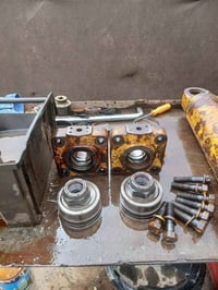 930  920 كتربلر 07901841717 للبيع