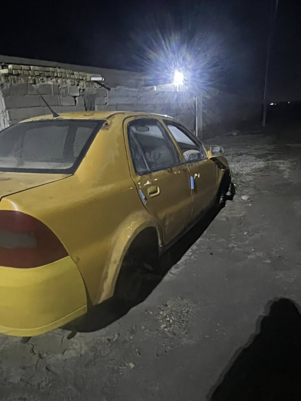 سلام عليكم سيارة جيلي مديل 12رقم بصرة مالكهة ما اندلة أبيع كوم حديد السعر خاص او نتصال على رقم *********** او واتساب
