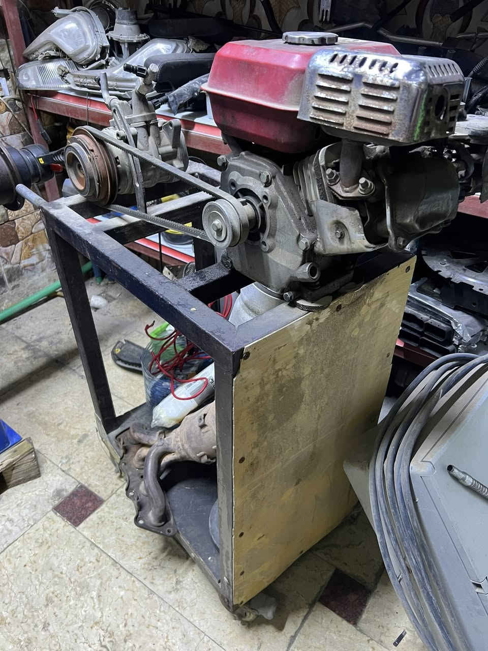 جهاز شفط دهن +جهاز نايتروجين+مضخة غسيل ايطالي 5ونص حصان سنكل في.  جك 3 طن. عربة صيانة تبريد السيارات. جميع الاجهزه بحالة ممتاز. مكاني بغداد الكرادة شارع العطار. ***********
