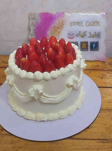 كيفكن صبايا🥰 لمحبي الطعم الرائع والذوق👌🏻 الجميل كيك 🎂🎀حسب الطلب جميع المناسبات🎀خليكي مميزة معنا وبهري ضيوفيك 🥰 
اعراس حفلات اعياد ميلاد يوجد خدمة توصيل جميع مناطق اربيل للتواصل واتس فقط  ***********
