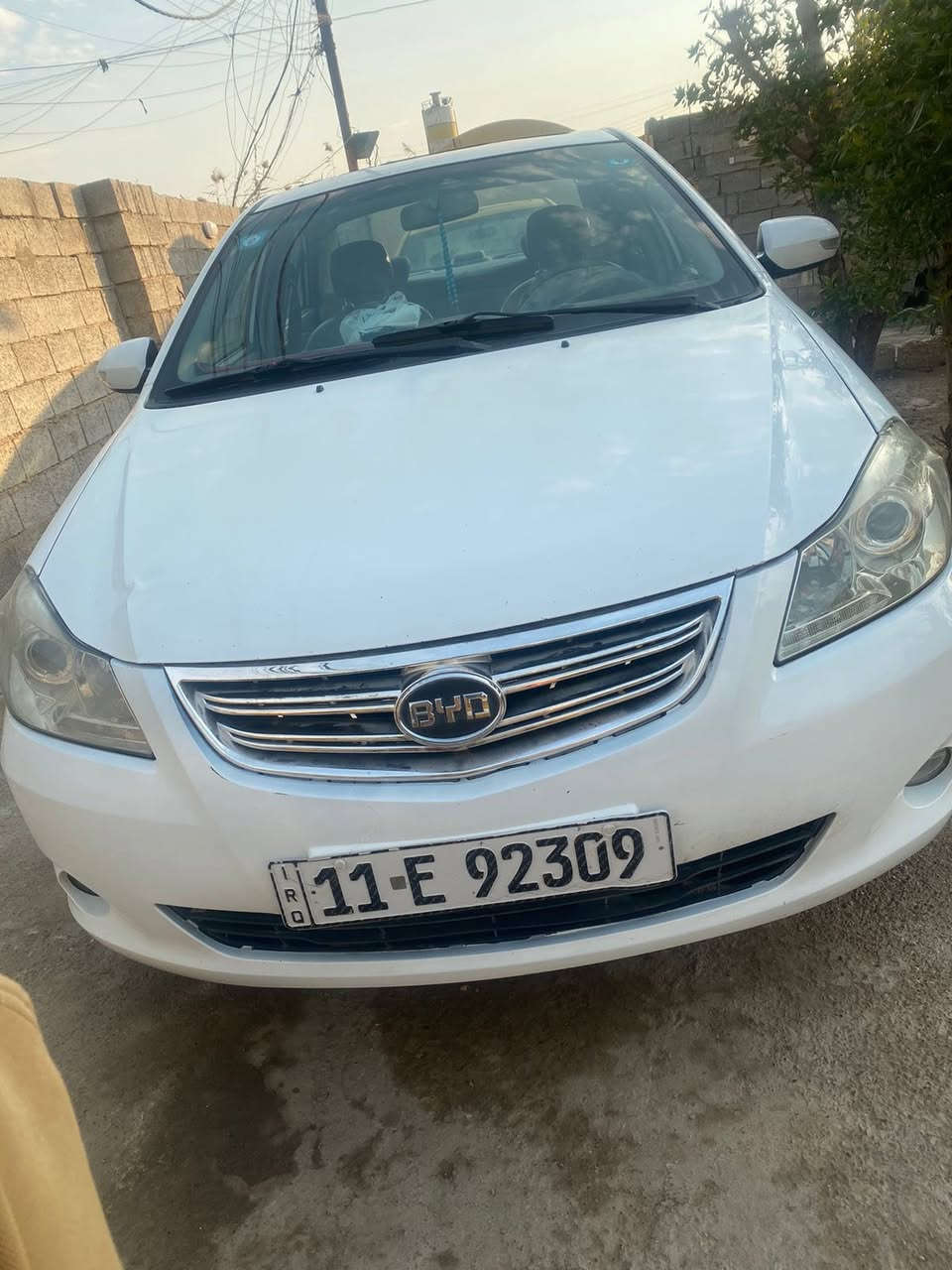 جي 3 مديل 2013  كير عادي سياره  جاهزه. من كلشي مابيه اي نقص كير محرك. تبريد. ثلج كفاله كير محرك كشر   مابيه بس باب خلفي صبغ. 
السياره باسمي.  
مكاني بغداد قريب حزيره سياحيه. 
سعره ٥٤
 لاستفسار ع رقم. 
***********
