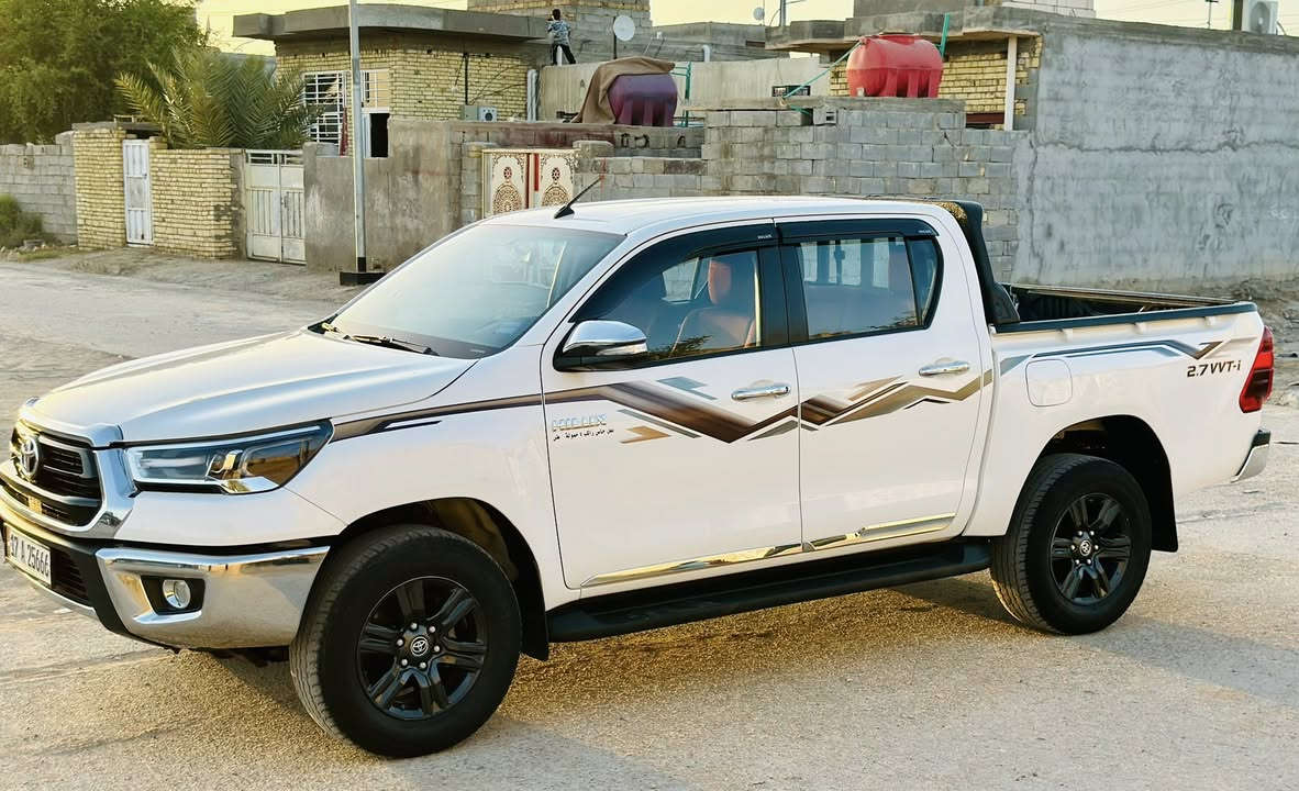 فلاونزه 2024 فور ويل كويتي الساير مكفولة كفالة عامه كير اوتوماتيك بصمه تشغيل+ بصمه ابواب تبريد قطعتين مثبت سرعه شاشه وكامره هوك خلفي رقم مثنى السعر 310 وبيه مجال بسيط
***********
***********
