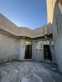 ابي غرق حي الحسين • ٢٠٠م • غرفتين