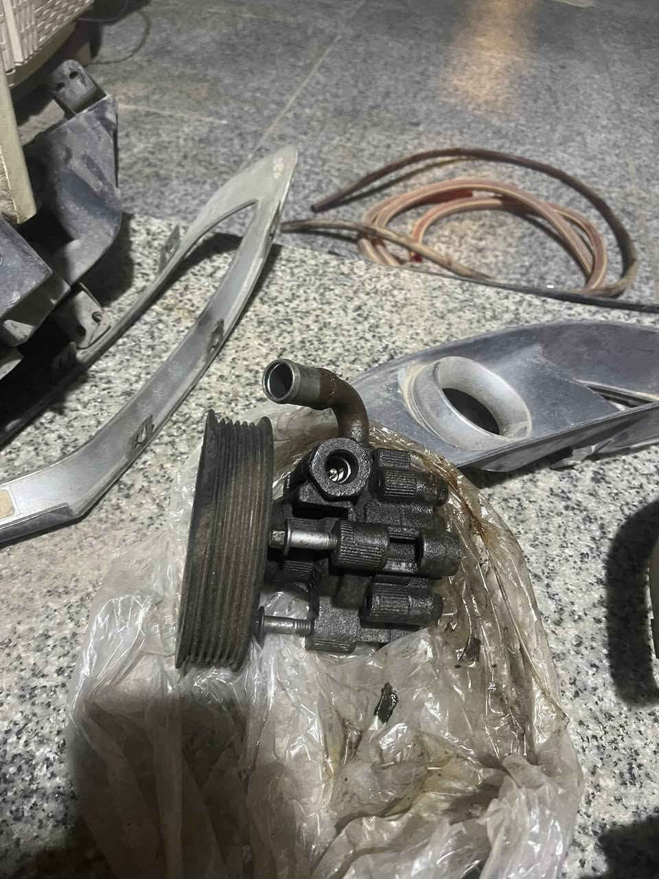 سلام عليكم غراض للبيع *********** مكاني بصره
