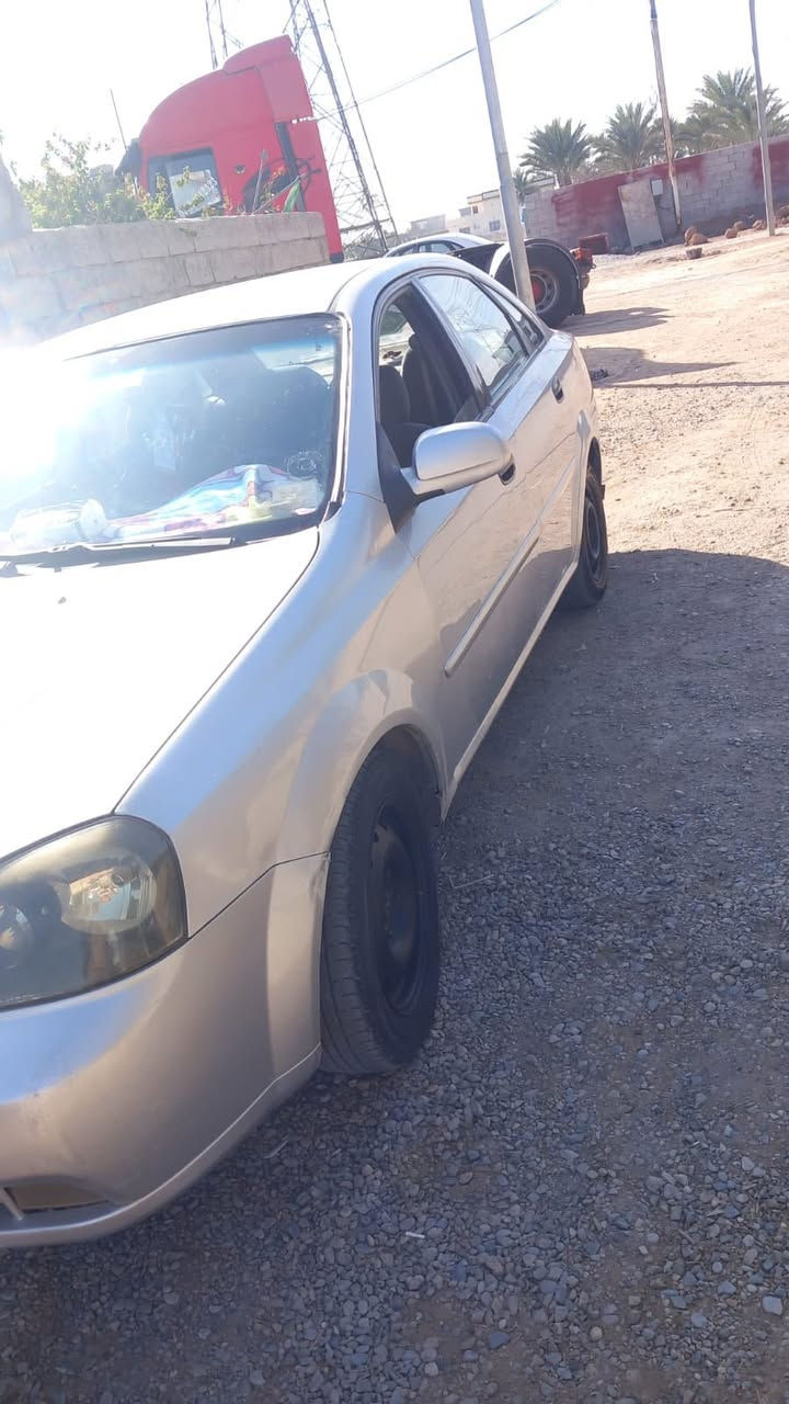 ‏يلا سلام عليكم اوبتره 2004 سيارة كفاله عامة 1800 رقم نكليزي  بسمنه كير عادي  مكان السياره قرب بسمايه سعر 55 وبيه مجال  تاخذ سونار  رقم الهاتف ***********
