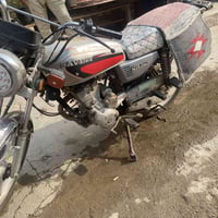 دراجه سافان للبيع عوزه كلجات هذا رقم راعيه ‭0772 576 0636‬