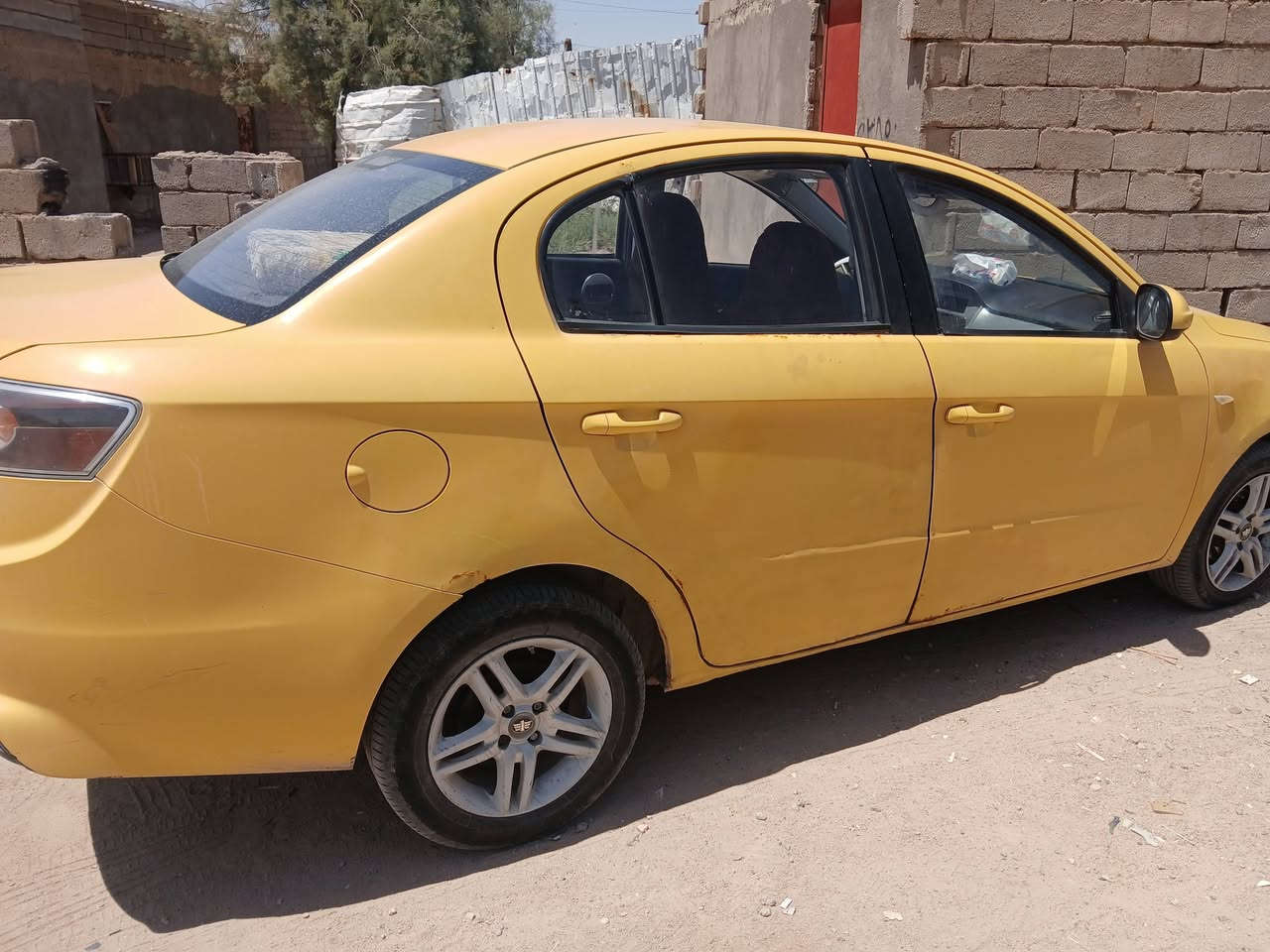 لسلام عليكم فاو اولي موديل ٢٠١٤ مكينه كير بل جيس تبريد ثلج وي السويج كشرتهه شوف العين مابيهه حادث السياره سنويتهه لل ٣٠ باسمي مصفره هزه جديده رثم انكليزي للبيع ب ٣٣ او المراوس  مكاني بصره  رقم ***********
