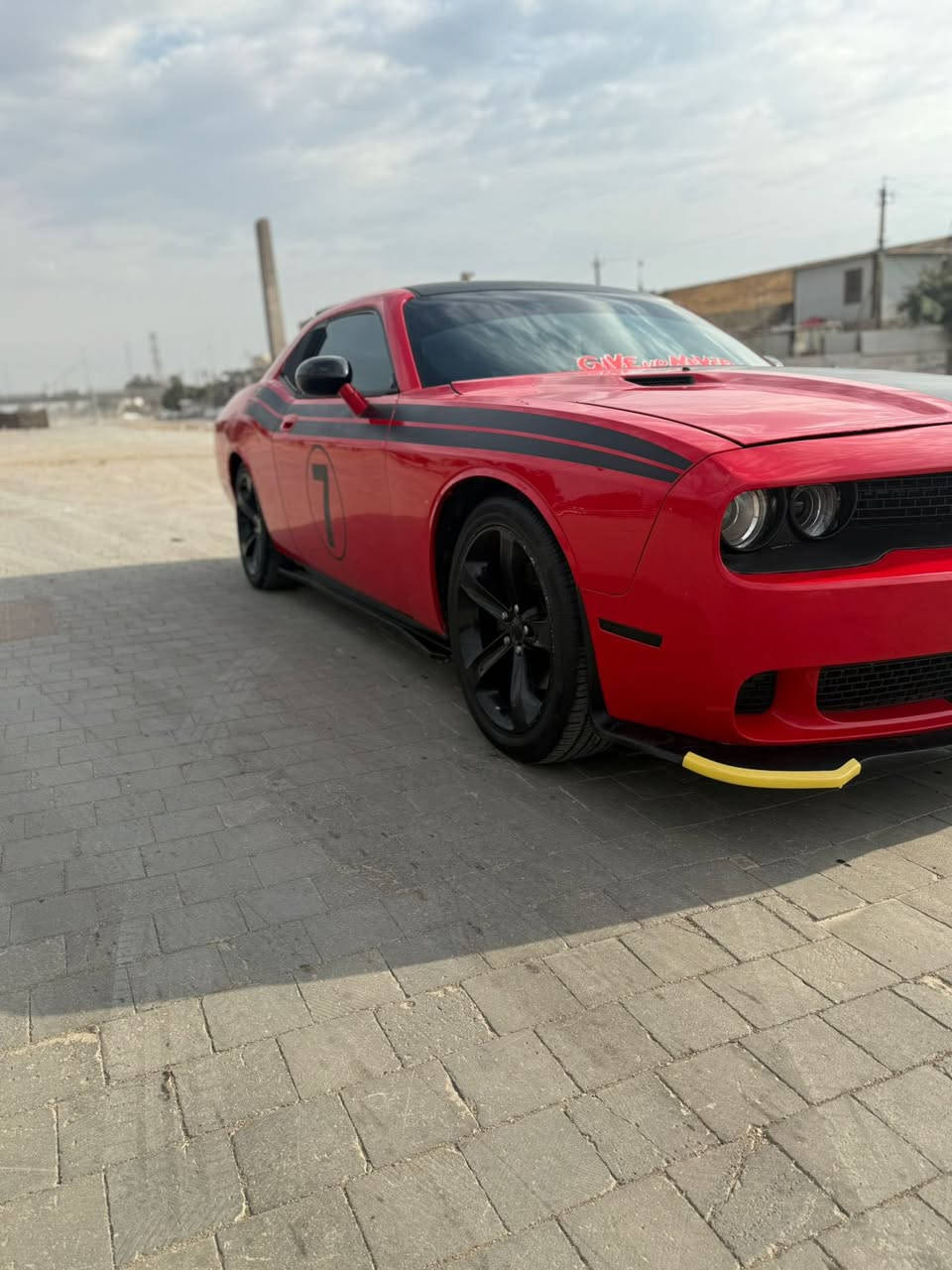 سلام عليكم حبايب للبيع او مراوس حسب القناعه جالنجر موديل 2010  5700
مصبوغه عام جانت جارده ونصبغت نفس الون بلاديه حمره 
مكينه كير جدد مابيها نقص السياره مال جناي صارلها 3 سنوات عندي رقم بغداد بسمي مكان السياره كم ساره 
سعرها 110 وبيها مجال للطيبين ‭0772 893 2668‬
