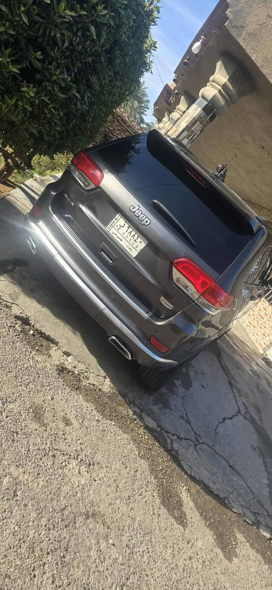 السلام عليكم 
جيب سومنت اعله فئه أمريكيه السيارة 
تخم تاير سياره فول مواصفات مزوعه مواصفات 
الضرر جاملغ امامي فقط
مكان سياره بغداد المشاهدة 
السعر 32$ يوجد مراوس حسب القناعه
الرقم صاحب سيارة ‏‪0780 212 0346‬‏
