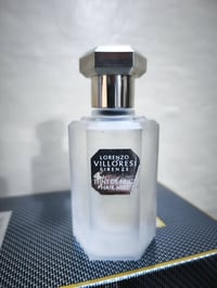 عطر ٥٠مل • مستخدم رشات • زهري بودري