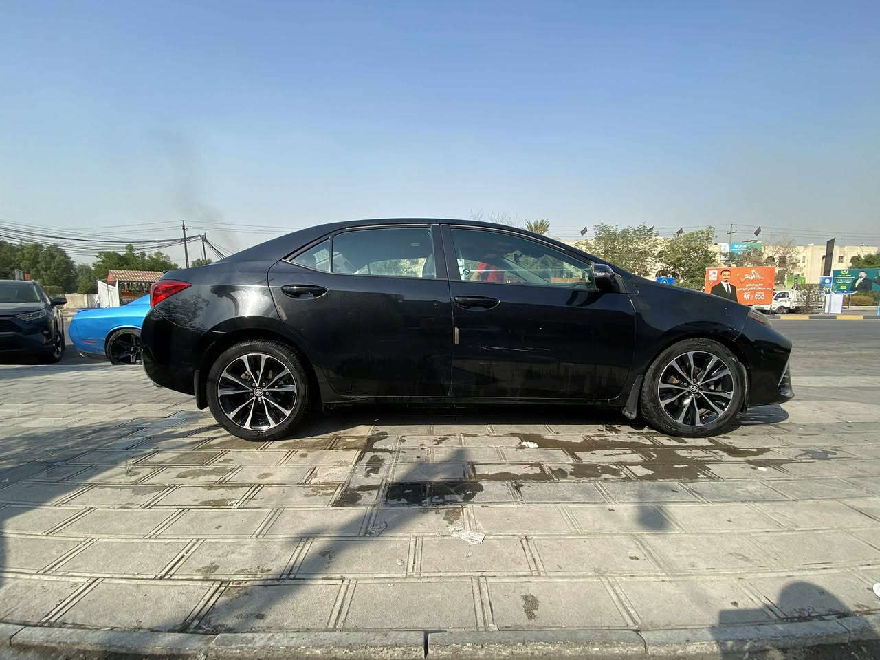 كورولا كندي 2019
اللون: أسود
لون المقاعد: أسود مطعم نيلي
المسافة: 90 الف كيلو
الحادث: أمامي ( لا ضرر في الشاصي) 
القطع المتضررة: 3 قطع أمامية (أصلية مصبوغة - تجاري - صبغ ومعجون).
الفئة: SE سبورت 
المواصفات:
1- تدفئة كشن
2-  تدفئة ستيرن
3- حساس أمامي 
 4- سلايد رووف
5- تصحيح مسار الطريق 
6- حجر بيئة
7- منظومة رادارات كاملة
8- ويل كب سبورت
9- التغليف الأرضي: شامواه أسود 
10- تحكم ستيرن 

رقم الشاصي: 2T1BURHE2KC231573
محرك: 1800
السنوية: 20/6/2026
الرقم: بغداد

السعر: 135

الرقم: ***********
