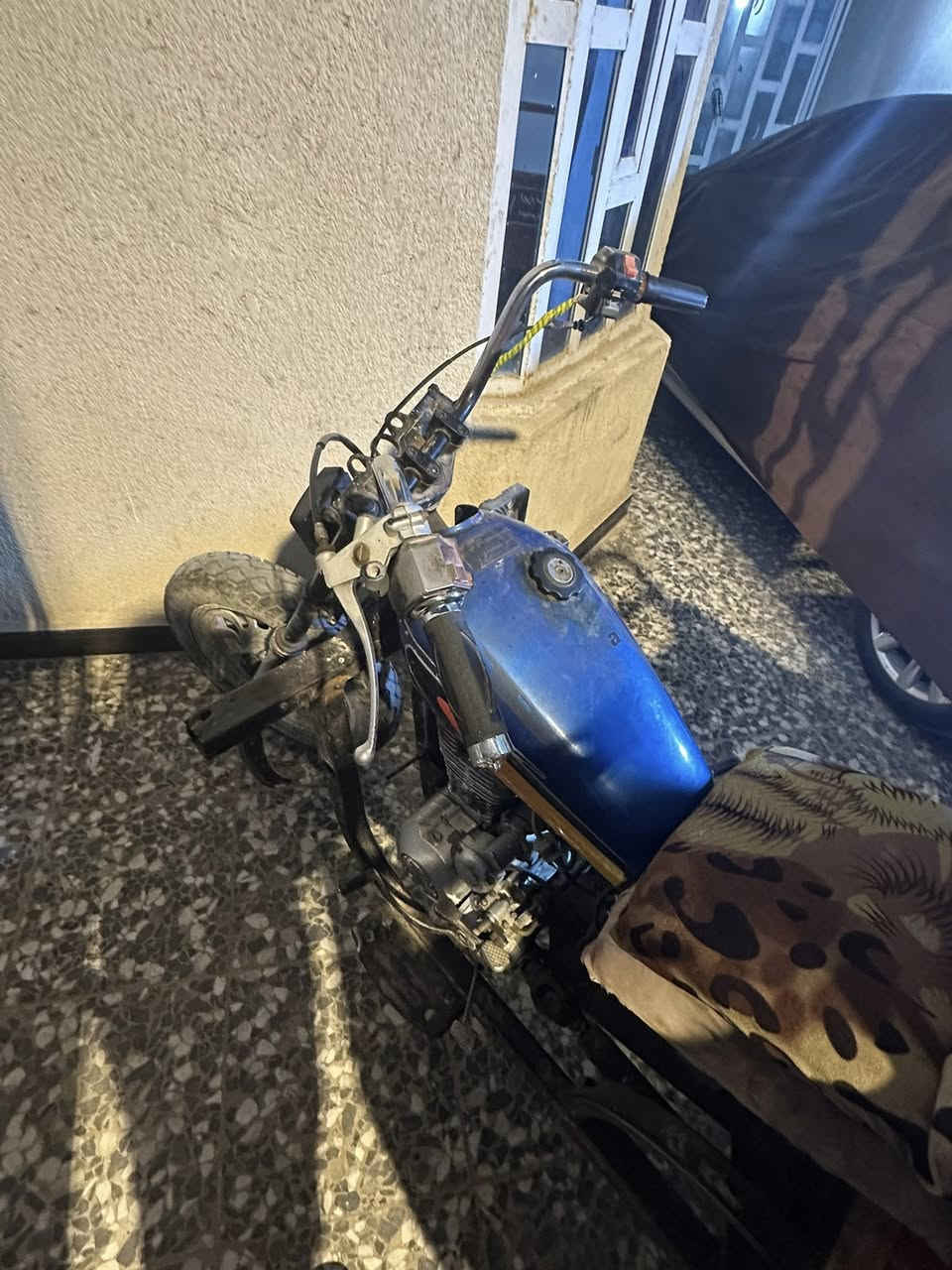 ستوته امتي ار سنويه رقم اسود راعيه ماندله ستوته دك هندر وطلع مال كراب 450 عنوان بصره *********** وتانكي مالهه هم موجود
