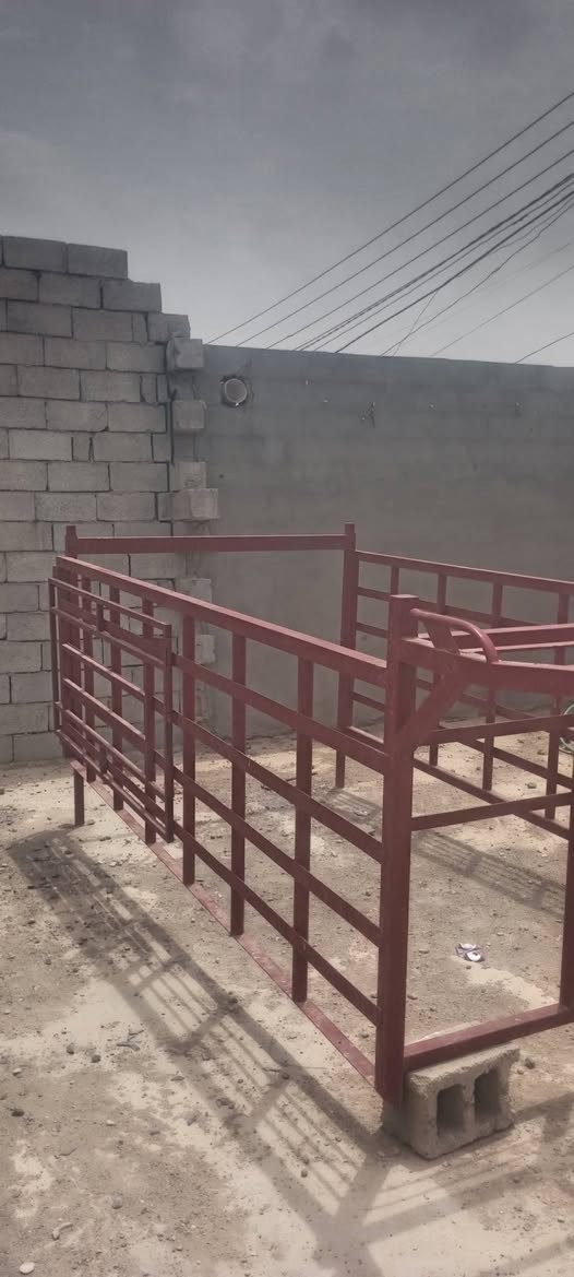 محجر فحل لبيع تفصال👌 جديد بوري✅ الصلي»» الرتفاع 105///مامسخدم هواي
الموقع بغداد /~/🤑السعر 350//وبي مجال بصيط //  لتصال عله هذه الرقم 👈🏻*********** ✅
