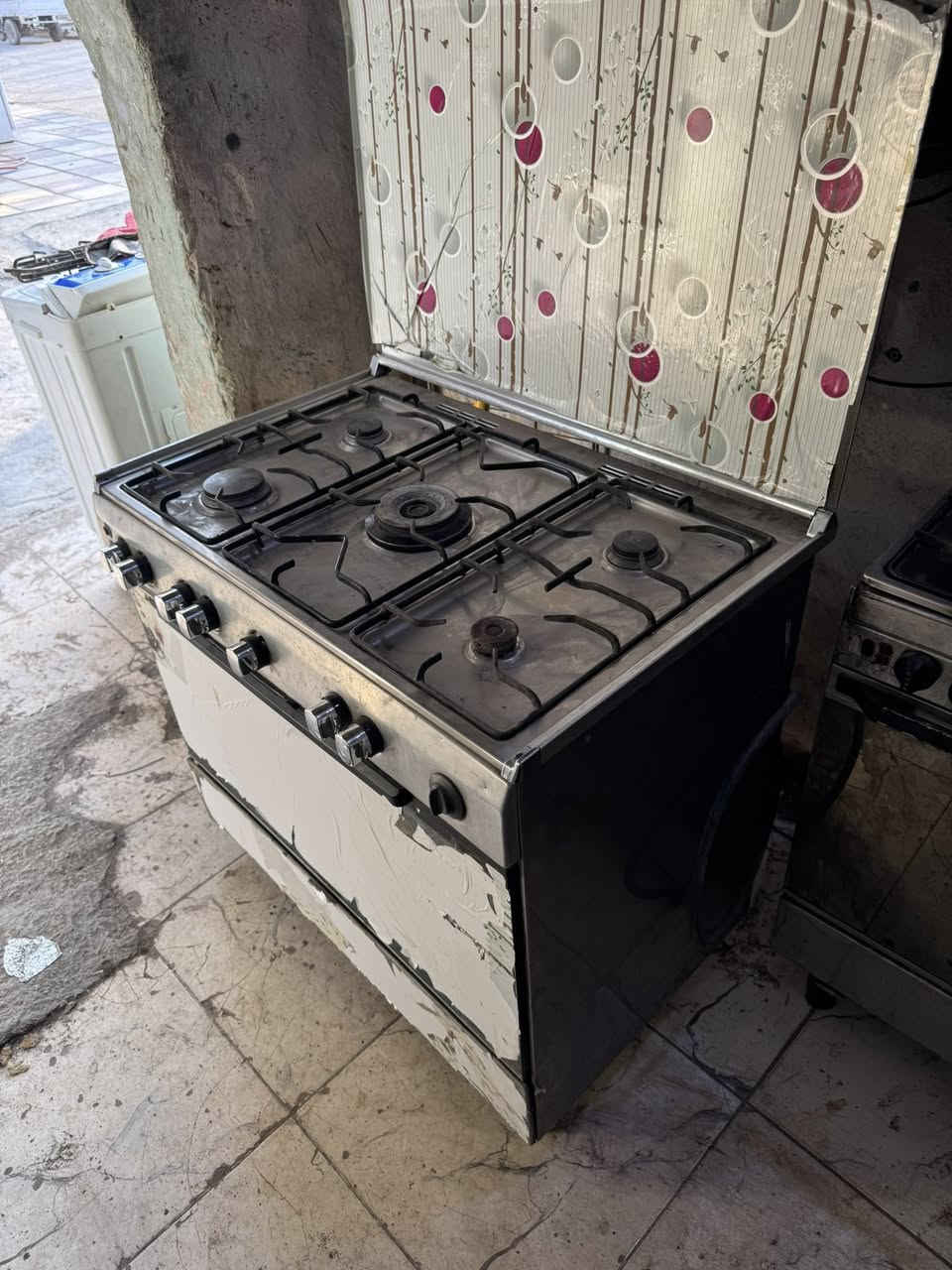 ‏سلام عليكم محل أبو مروة الطباخات البالة شرط الفحص والشغل ضمان ست اشهر أي طباخ تأخذه أسعار منا من 100 وجوه العنوان الناصرية مركز حي سومر وهذا رقمي راسلني على أي طباخ يعجبك ***********
