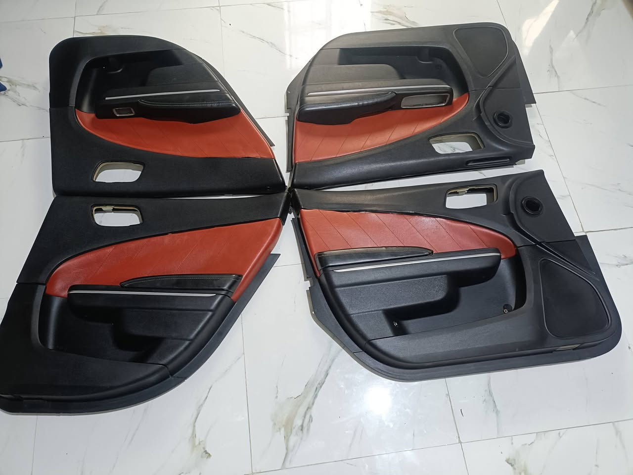 بطاين جارجر يرهمن من موديل 15_23 السعر 110+بيبان اثنين جهه السايق مصبوغات بدون شخوط للون فيلي السعر 200 موبايل ***********
