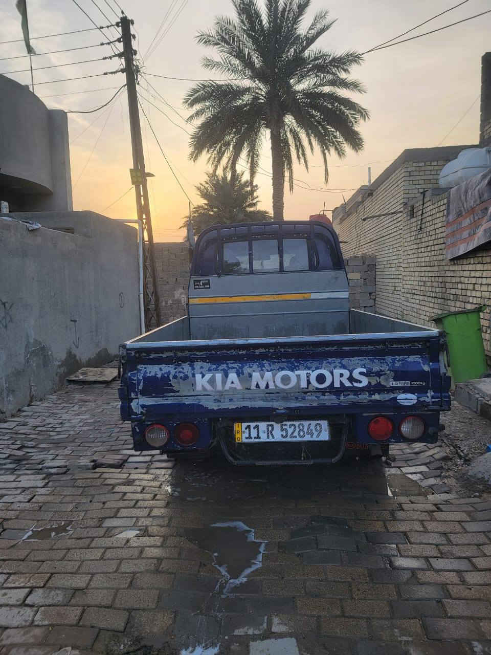 السلام عليكم سياره للبيع نظيفه كهربائيات سليف كله شغال لايتات عالي ناصي اشاير كله شغال سياره نظيفه تبريد تدفئه شغال سياره كلش نظيفه تحويل ثاني يوم موديل 2013  بغداد حي النصر السعر120 بيها مجال فقط للشراي. التواصل على هذا الرقم ***********
