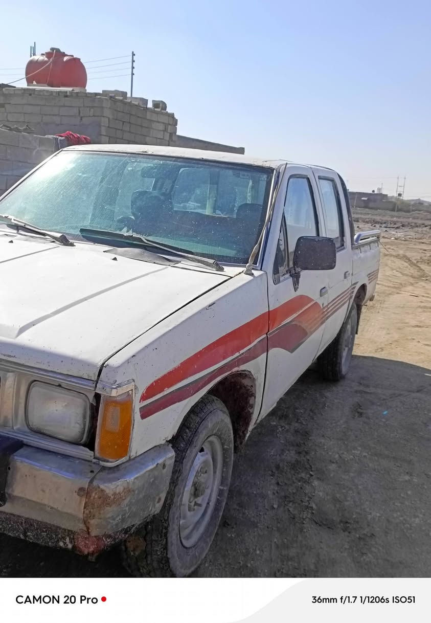 سلام عليكم نسيان موديل 88رقم ذي قار مدوار ثاني يوم كير مكينه مكفوله شاصي تخم تاير حداديه غير متواجد عل فيس مكلف بل نشر ***********
28بيه مجال
