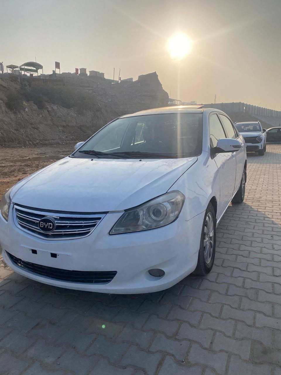 سلام عليكم بي وأيدي 2014مزاد النجف سعره 40$ ***********
