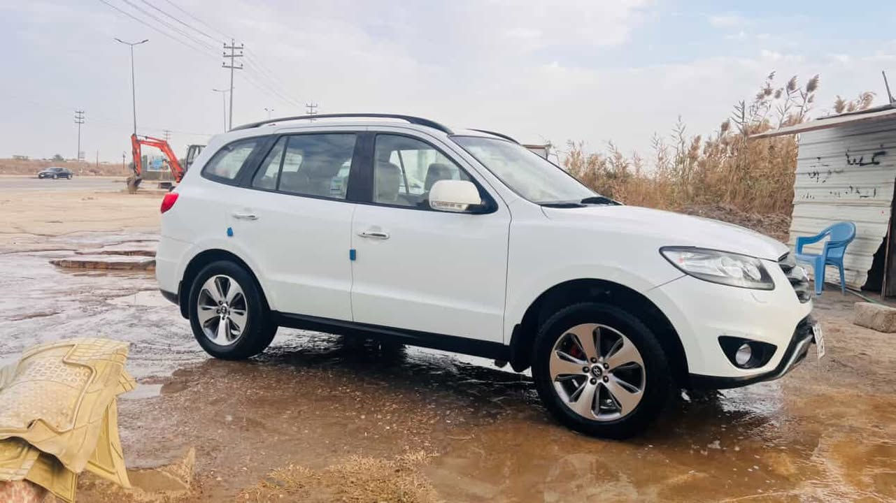 السلام عليكم
سنتافي  موديل 2012
مكفولة كفاله عامه  كير مكينة عدا البنيد مفتوح لان مبدلين مكينه
رقم سليمانيه بأسم كردي تريد تحويل تريد وكالة 
فول مواصفات 1/1 مكينه 4 سلندر 
كل نقص مابيها خير من الله 
السعر 135  وبيها مجال بسيط 
مكانها واسط العزيزية
***********
