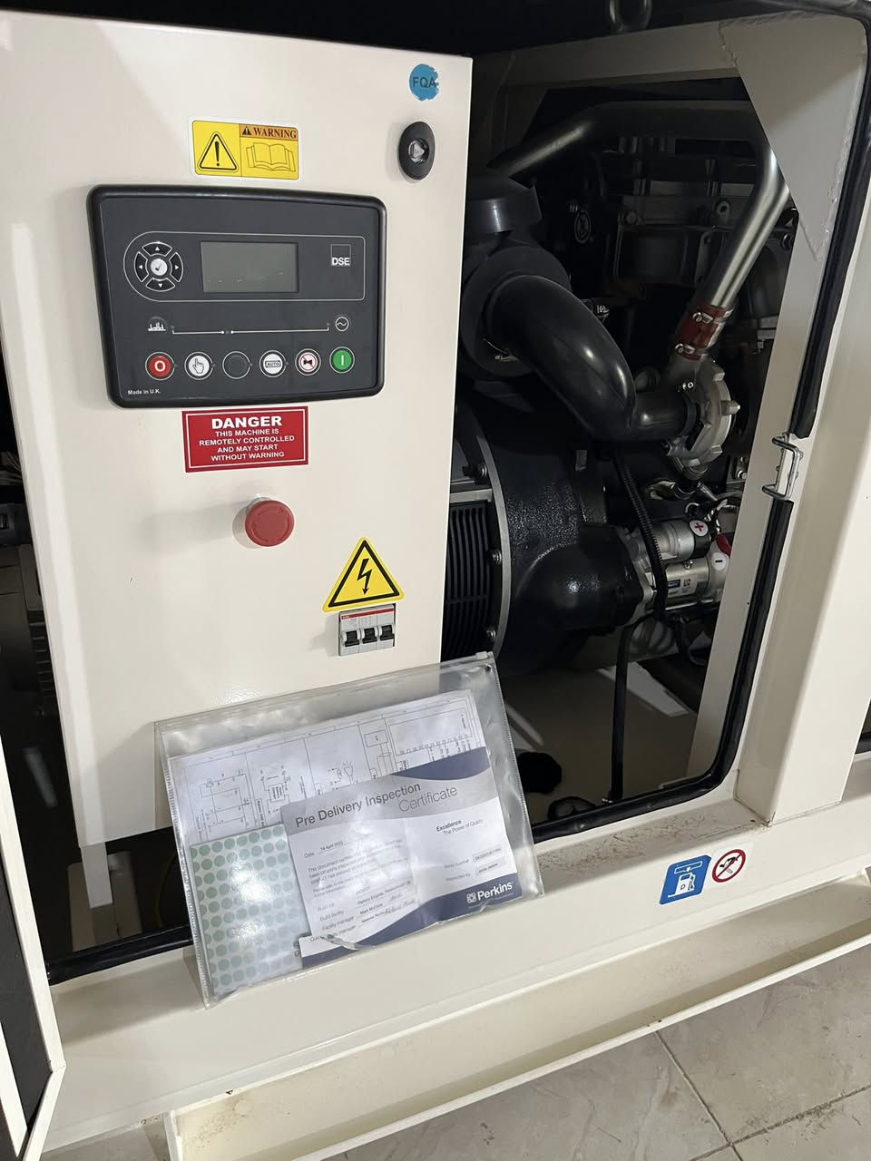 مولده بيركنز اصلي 
3 سلندر سوبر 
توليد فرنسي 
50 kva 
ضمان 1 
***********
