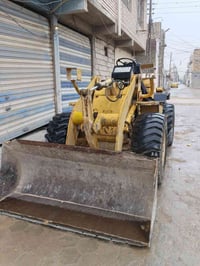 لبيع   مكفول سعره 170 وبي مجال 07823964665