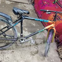 دراجة • للبيع • متوفر الآن