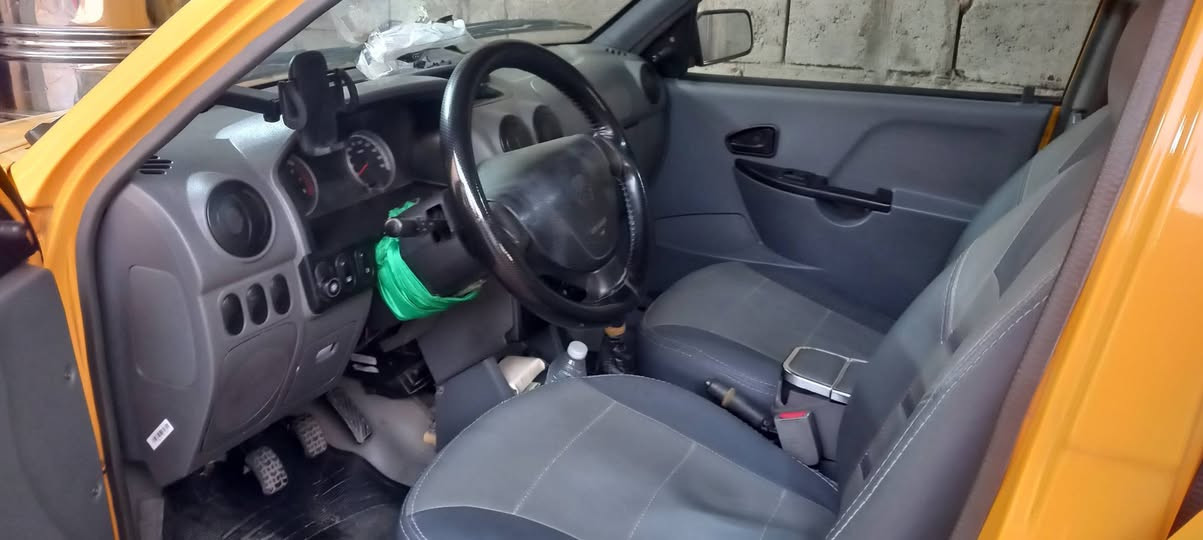 سلام عليكم سيارة سايبة للبيع موديل 2024 بغداد رقم الهاتف ***********
