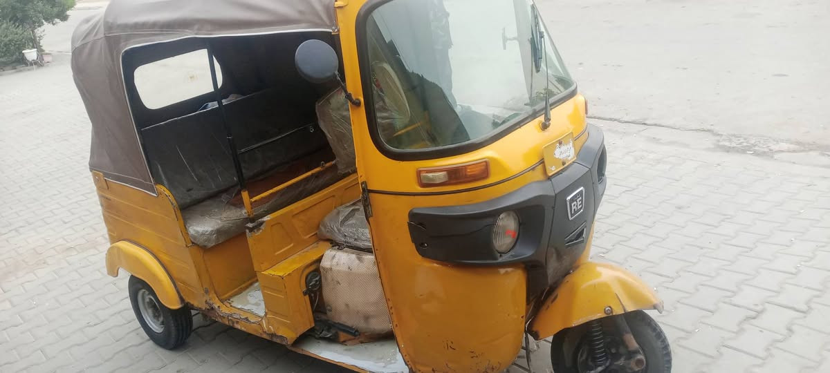 سلام عليكم تكتك 20 أوراق كامله ***********
