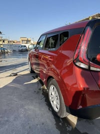 كيا صول 2025 دخول جديد المواصفات : سياره زيرو  ماشيه 2000 وضع الشركه  ...