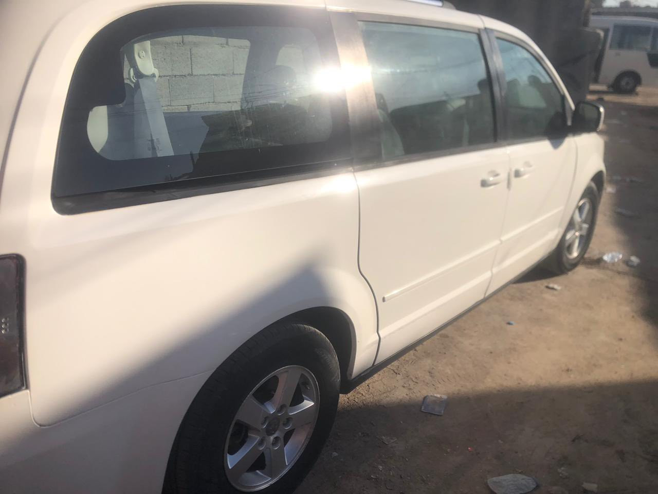 للبيع 2011 مكان البصرة ***********السعر 55
