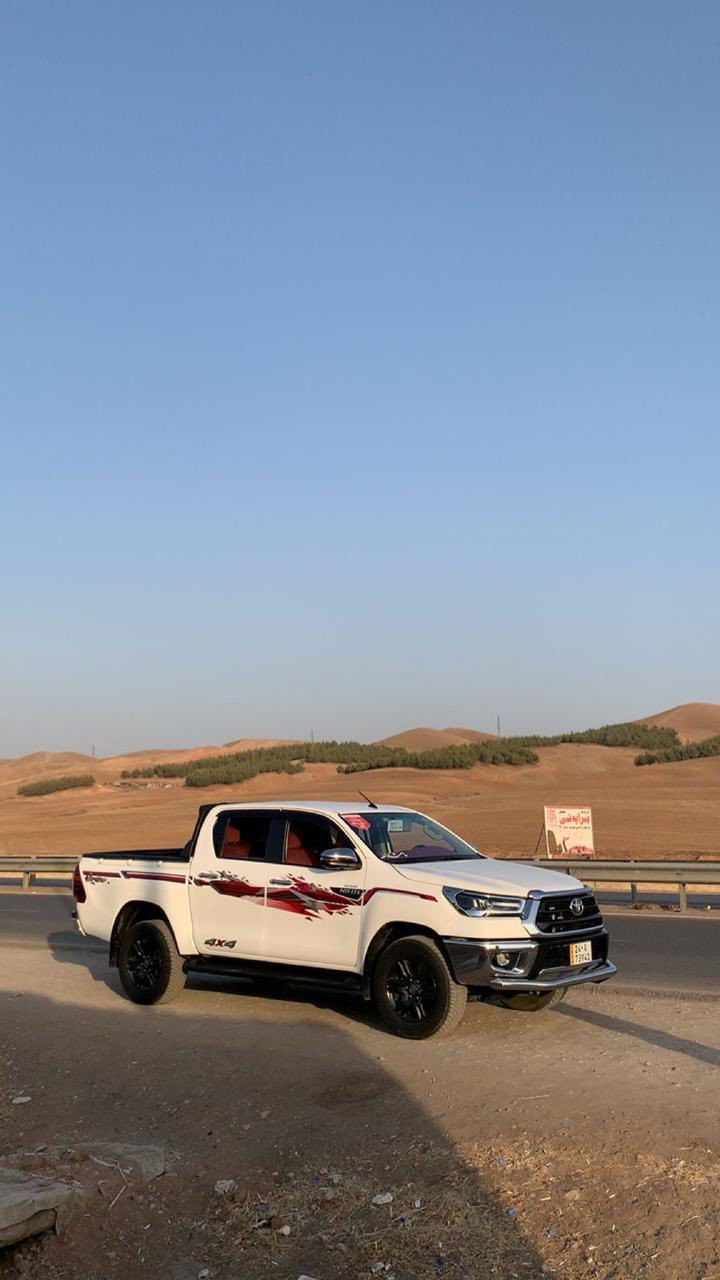 تويوتا هايلوكس 2022 شركه جيهان بدون دعم و سبخ و تعديل وضع شريكه 74kmماشيه حقيقي فول موصفات فور ويل و توماتيك رقم و سنوي جديد شرط تحويل سعر 315$ مجال مكان زاخو 
واتساب ***********
