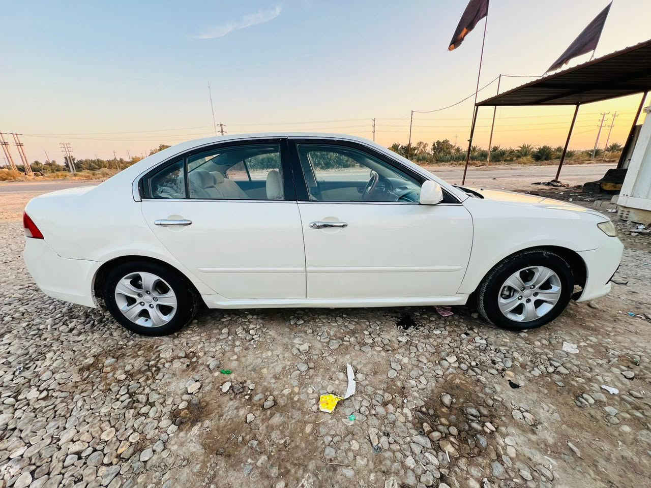 السلام عليكم 
 
كيا اوبتما 2009 خلــيجي
رقم بغداد مشروع وطني 2027اي محافظه تحول 
فول مواصفات ما عدا البصـمه 
فتحه 
خمس تجاوي 
تبريد ثلج
 داخل بيجي 
شاشه 
تحكم ستيرن 
گير محرك كفاله 
تخم تاير 
مكينه دوش 2000 بلادي ما مفتوح 

السعر 93 وبيها مجال 

مداور ثاني يوم 

مكاني بابل الشوملي 
الاستفسار ***********
