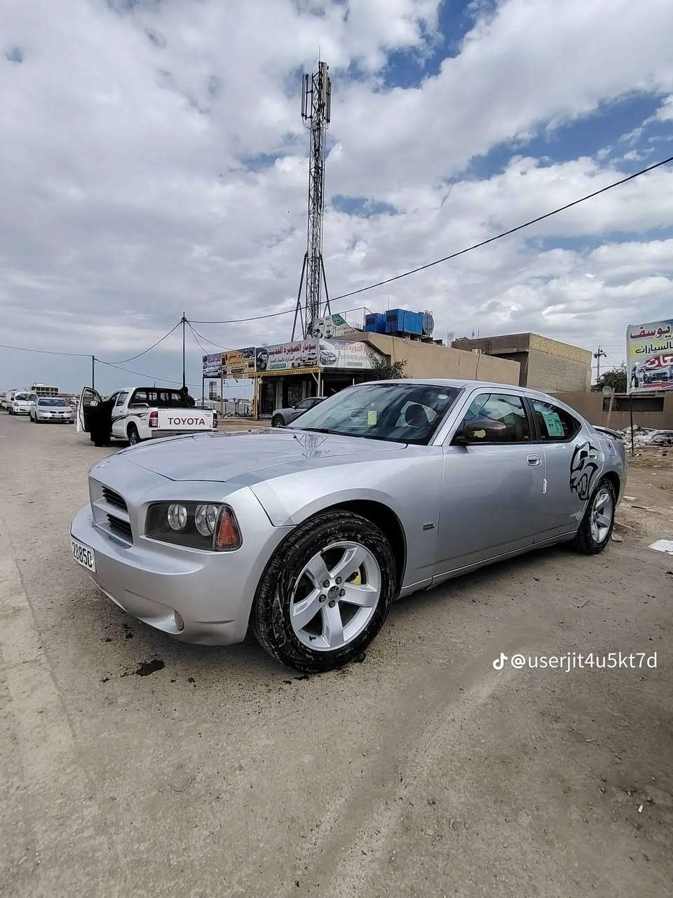 للبيع جارجر موديل 2007 رقم انكليزي سنوية ما منتهية محرك وكير جديد تخم تاير المكان البصرة الزبير.   السعر.  105       الرقم.  ***********
