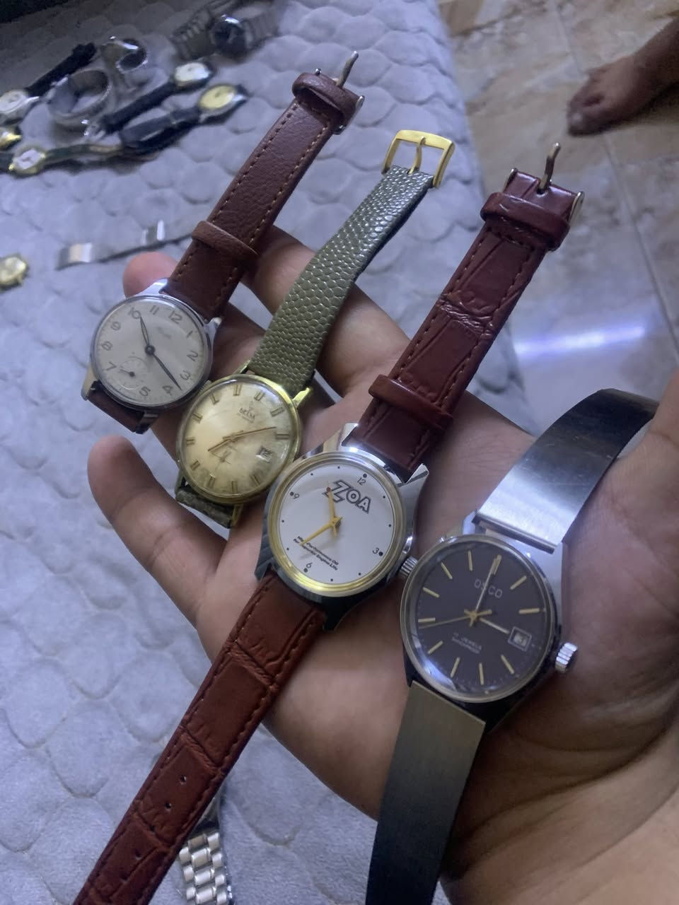 شلعة ساعات فنتج نصب تكويك وقطعة كاندينو بطارية مكينة ثري فايف البيع شلع فقط ٥٠٠ الف قفل عالتم 

عدد ٢٠ 
تطلع القطعة ب٢٥ الف البيع شلع فقط 

للعلم فقط الكاندينو سعرة ١٠٠


**إذا كنت صاحب هذا الإعلان وتريد حذفه لأي سبب، رجاءا أرسل رسالة إلى الدعم الفني**