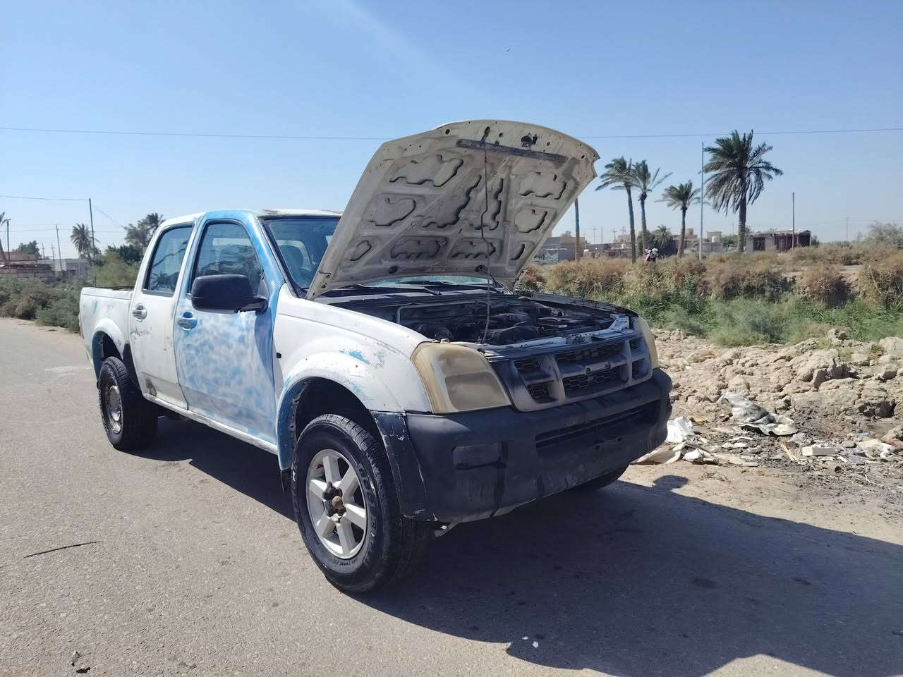 السلام عليكم بيكم لوف2006 مال مزاد بيه كتاب مكينه ففتي 3000او كير شرط حداديه تعبانه المكان سوق الشيوخ السعر ٢٢ اوبيه مجال قليل ***********
