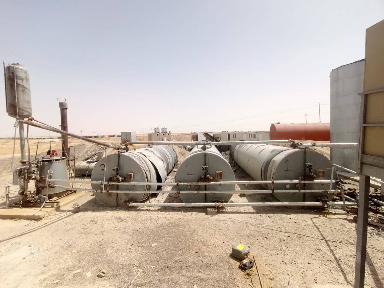 معمل أسفلت للبيع!
مواصفاته :

معمل اسفلت ماريني ايطالي مع معداته 

المعدات : 

فارشة فوگل تفرش 8,5 موديل 2007 + شفلات عدد 2 حجم 95 نوع الشفلات لبهير و كاوسكي + حادلة ستيلية موديل حديث + مطاطية + تريله لودر + منضومة بوليمر + كسارة حجم كبير + 4 مولدات + خزانات زفت عدد 3 + تانكي خليط عدد 3 + تانكي 110 الف گاز + حاوية خزن + كرفانات عدد 3 

الموقع 

الأنبار - الرمادي 

للأستفسار عن باقي التفاصيل الأتصال على الرقم التالي : 

***********
