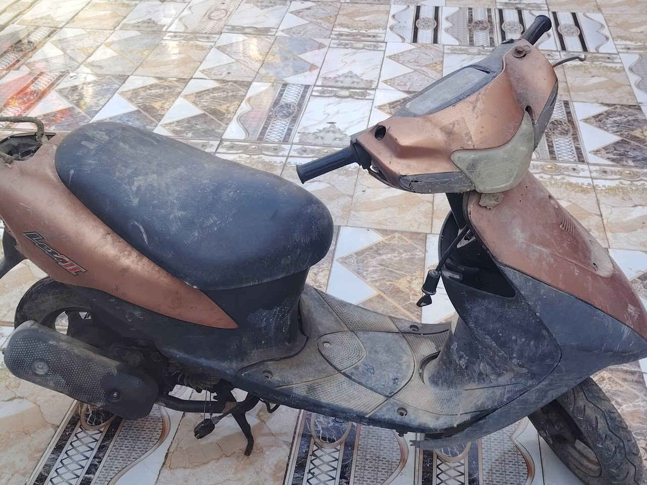 ثبانه البيع طالبه تجفيت ابيع كوم حديد تصل ***********
