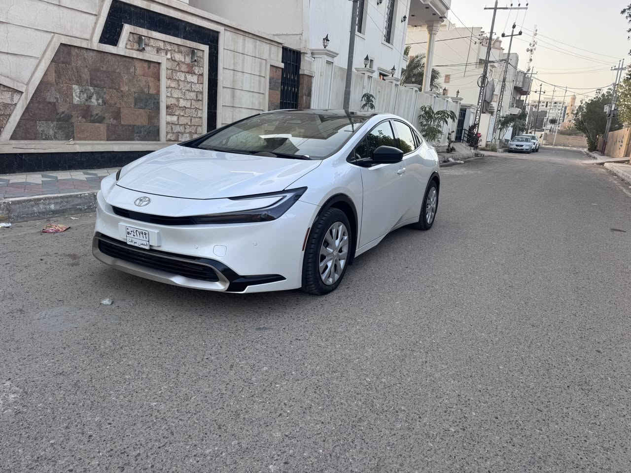 ‏تويوتا بريوس هايبرد بلاكن ان  موديل 2024
اللون :- ابيض 
صنف :- XSE
قوه المحرك :- 2.0 Hybrid
المسافة المقطوعة :-  8 الاف فقط
ثلاث انظمه شحن هايبرد بانزين
تمشي بالشحنة 100 كيلو بدون تشغيل المحرك 
مقاعد جلد اسود 
مقاعد كهرباء
تدفئة مقاعد 
تدفئة ستيرن
بانوراما 
بصمه 
بصمه ابواب 
تحكم ستيرن 
رادار امامي 
رادار مري ايمن 
رادار مري ايسر 
حساسات خلفيه 
حساسات اماميه 
كامره خلفيه 
هند بريك كهرباء 
اربع انضمه قياده 
‏SPORT.ECO.NORMAL.CUSTOM
شاشه كبيره لمس 
تبريد شاشه بيانو 
شاشه دشبول الكتروني  
نضام اوتو ايفي
مانع انزلاق
تحديد مسار
نضام كروز 
لمس اناره داخليه 
لايت LED 
اوتو هولد 
حساسات ابواب 
السياره بدون حادث بارد فقط
دعامية خلفيه اصليه نفس اللون
 للاستفسار الاتصال ع الرقم 

‭+964 788 477 7090‬

( السعر 179 ورقة )

اعتذر جدا عن المراوس للبيع فقط


**إذا كنت صاحب هذا الإعلان وتريد حذفه لأي سبب، رجاءا أرسل رسالة إلى الدعم الفني**