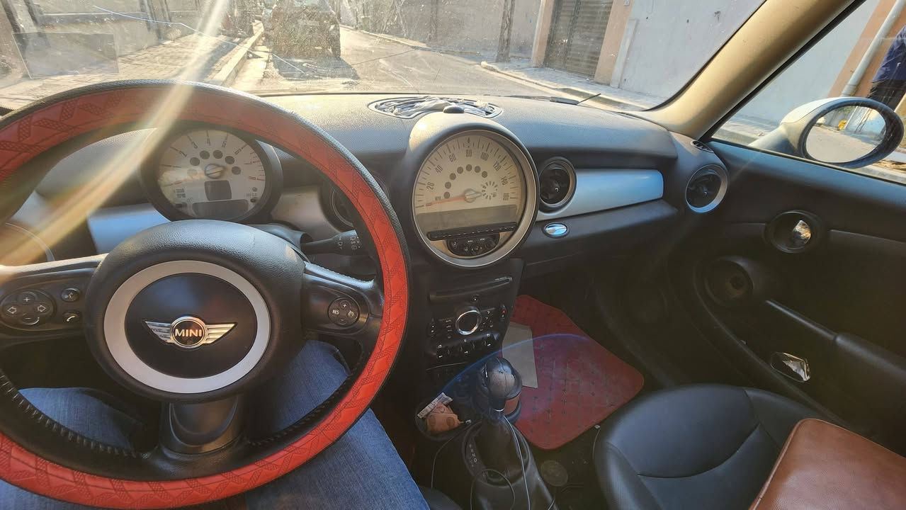 مني كوبر 2013 رقم بصرة كفالة كير مكينة تبريد جديد وباقي التفاصيل بالصورة موجودة
السعر 65 مكانها البصرة الجزائر بيها بارد بالبنيد 
مجالها تجي تشوف وتدلل
الشراي يتصل
*********** وتساب وخط
