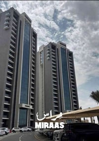 مجمع البروج • ١٦٧م • ٣غرف