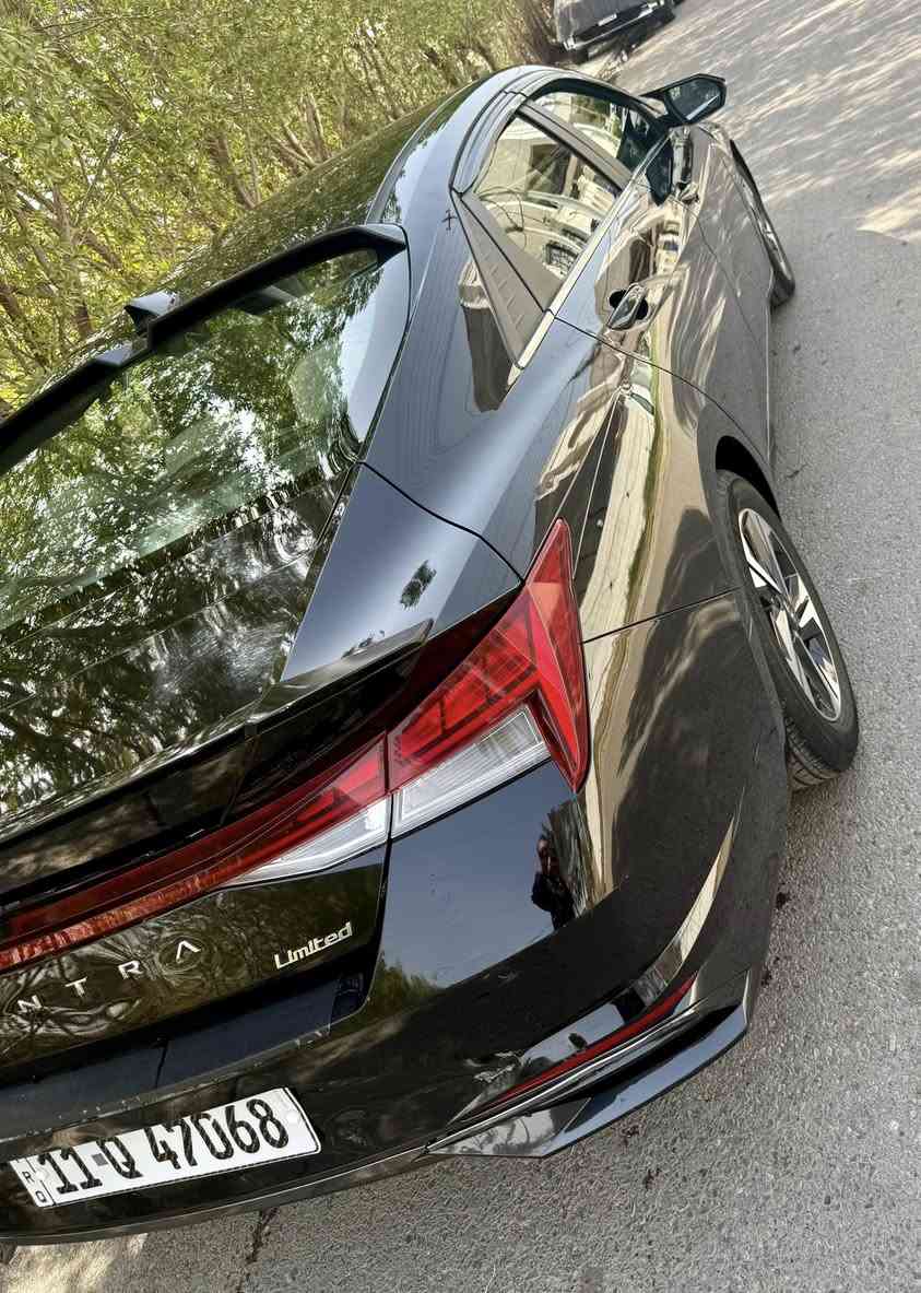 السلام عليكم للبيع او مراوس كورلا هايبرد / النترا موديل ٢٣ لمتد فول واحد على واحد  السياره معوقين بسمنه السياره حادثها موضح بالصوره بدون دواخل وبدون ايرباك فقط بنيد ونفسه معدل حتى بي شخوط بعده بي مال تصليح وبارد بالجاملغ جهة الصدر + الدوسه وبيها اثر تحميل كلش خفيف ممبين اله تنتبه عليه السياره مدوشمه ارضيه وكشنات السعر (١٤٠) مكاني بغداد حي الجهاد ***********
