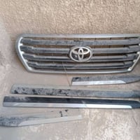 شباك وترايش لاندكروز ماعرف يا موديل قيم وخذ 07756790429