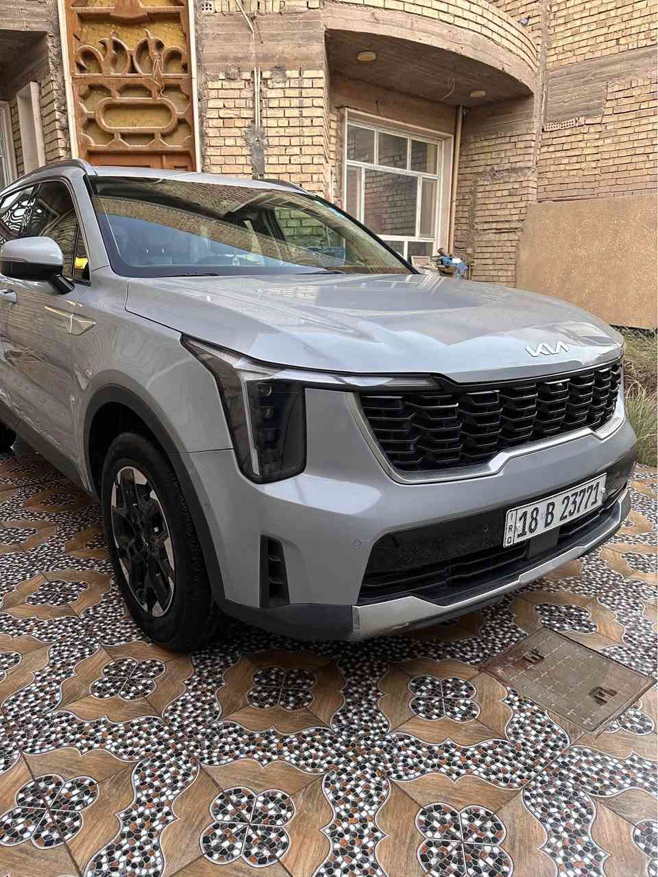 سورنتو 2024
مواصفات S وارد امريكي بدون بانوراما، كشنات جلد لون اسود وتدفئة كراسي
🔴 الضرر: ربع جاملغ الامامي الايسر مع حافة البنيد الامامية من اليسار فقط والباقي سليم
🟡 ماشية 21300 ميل
🟡 دفع رباعي
🟡 محرك 4 سلندر 2500cc
🟡 السيارة بإسمي والتحويل مباشر
🟡 7 راكب
🟡 المواصفات الباقية هي المعروفة من حساسات ورادارات 360 

🟢 للاستفسار: الاتصال على الرقم 
*********** المصيب, بابل
