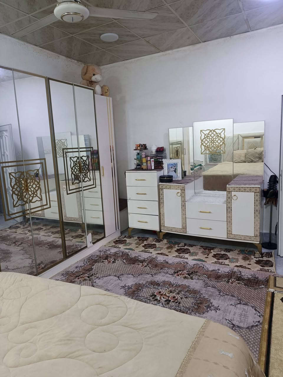 للبيع ب٤٥٠ وبيها اضرار بسيطه


**إذا كنت صاحب هذا الإعلان وتريد حذفه لأي سبب، رجاءا أرسل رسالة إلى الدعم الفني**