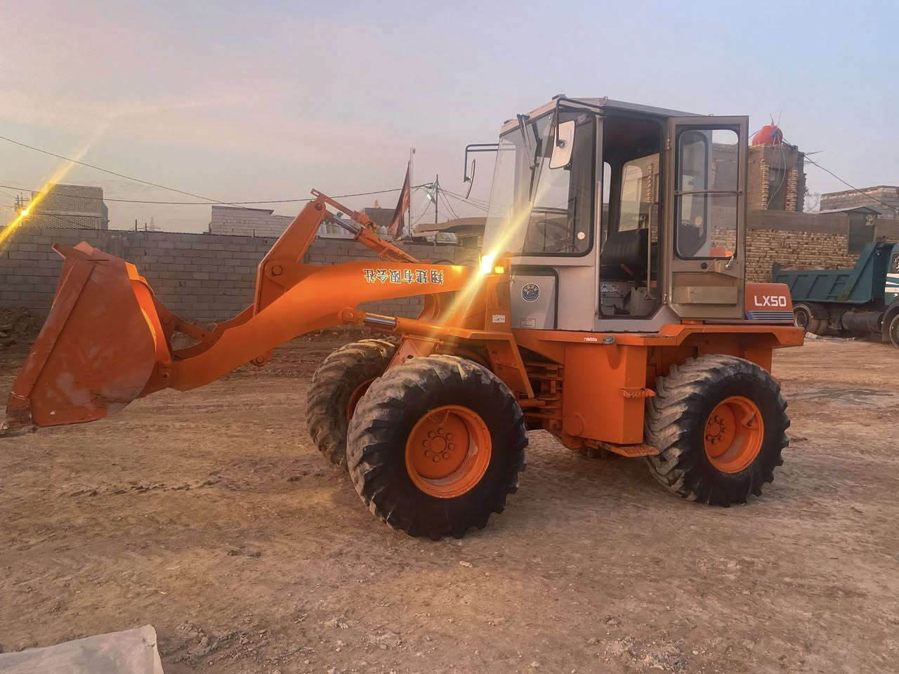 شفل هيتاشي Lx50دخول جديد كفاله عامه
‭0782 771 3870‬
