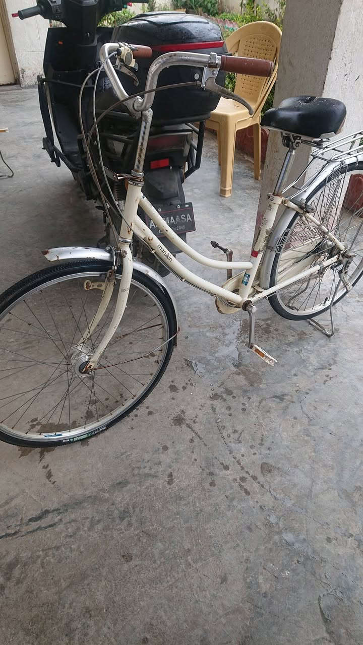 باسيكل   حجم ٢٦   كير  + طاقه   ٥٠  الف قفل


**إذا كنت صاحب هذا الإعلان وتريد حذفه لأي سبب، رجاءا أرسل رسالة إلى الدعم الفني**