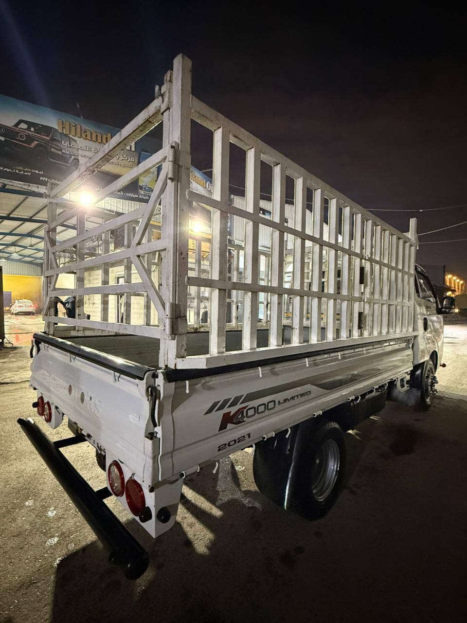 سلام وعليكم كيه فحل موديل 2021 رقم بغداد دولي مكفوله كفاله عامه كفاله من الشخط والخدش جديده جداً ماشيه 80 ألف جاهزه وتاير محور ما ناقصهه أي شي مشتغله قليل ستخدام شخصي سنويه جديده سستم كامل دعاميه خلفيه بوري  درع امامي بوري
السعر 175 العنوان بغداد زيونه رقم الهاتف ***********
