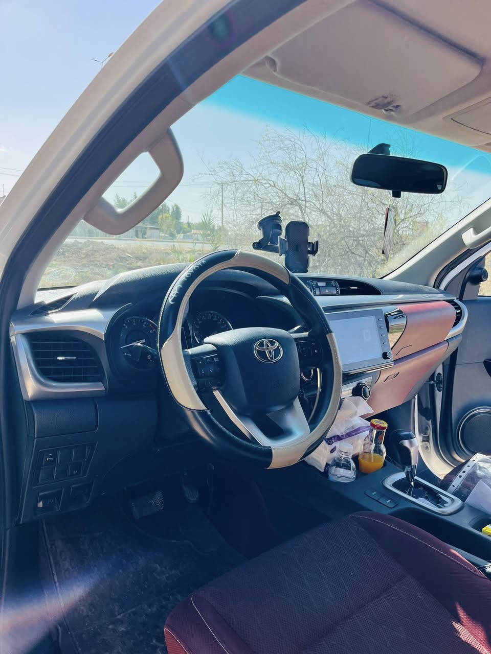 السلام عليكم بيكم تي ار دي موديل2022 محرك V6 4.0
كير اوتو كير ومحرك خير من محرك مكفول 
تخم تاير جديد 
رقم اربيل تحويل مباشر 
مواصفات//
اشاير مري
كشنات تدفئه تبريد 
شحن لاسلكي 
مري شفط
كشاف ليلي 
كامره خلفيه 
شاشه جبيره 
حساسات امامي خلفي
السعر // 327 
***********
