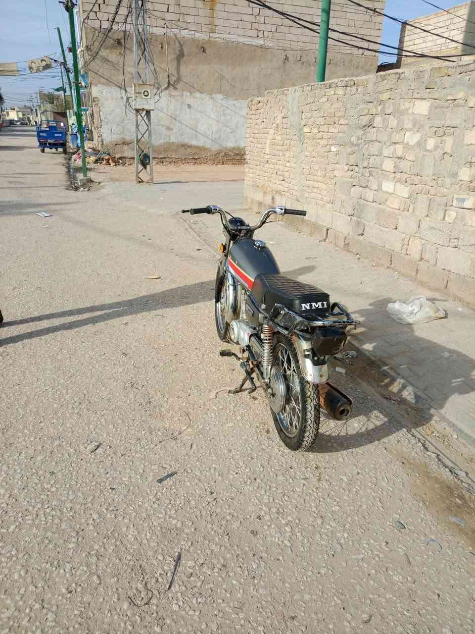 السلام عليكم دراجه للبيع اربع كير دراجه جاهزه مكينه نظيفه وخير من الله كهربائيات شغه المكان الكوفه300 وبيها مجال للاستفسار هذا رقمي ***********
